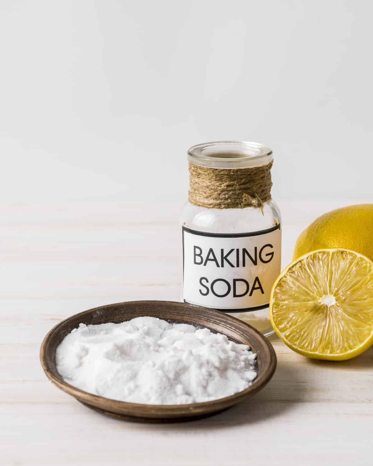 soaking-clothes-in-baking-soda-8-other-surprising-tricks-rusticwise