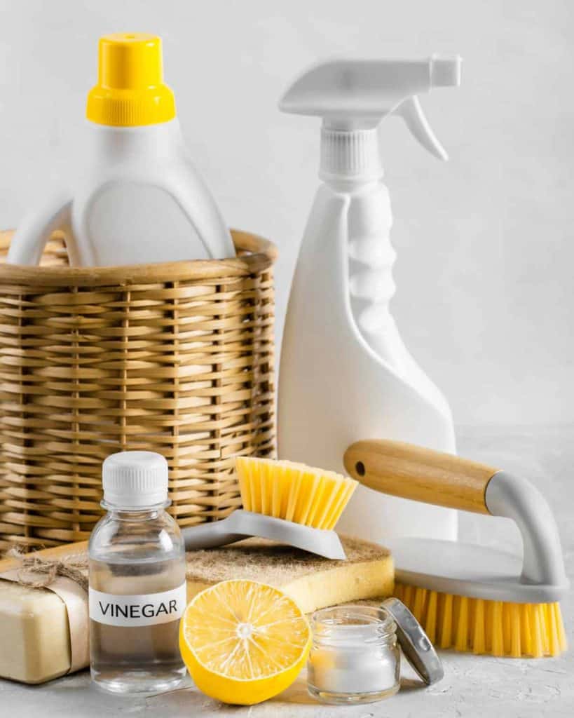 acids for cleaning, vinegar cleaning supplies