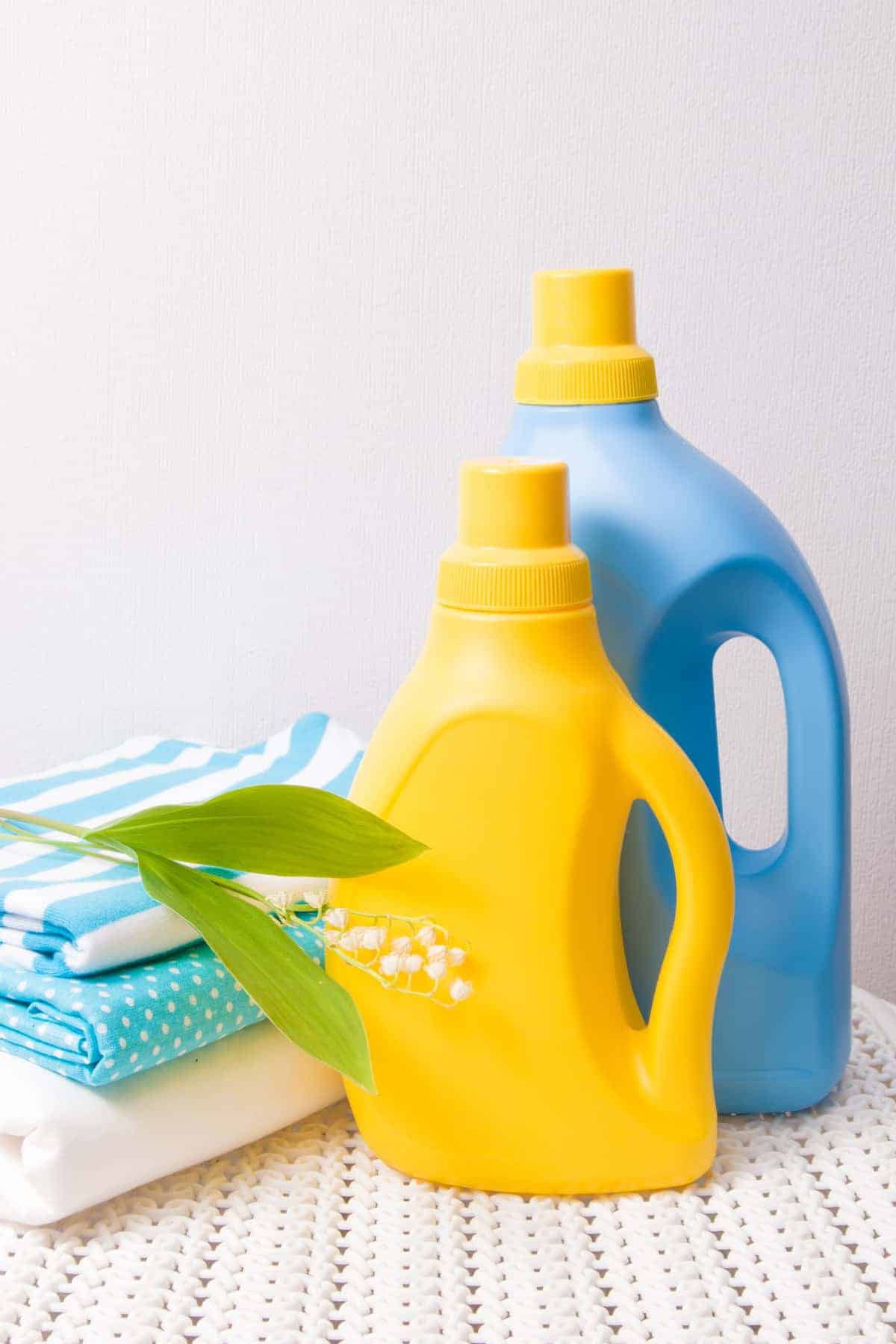 3 Good Reasons You Should NOT Put Fabric Softener In Toilet Tank 