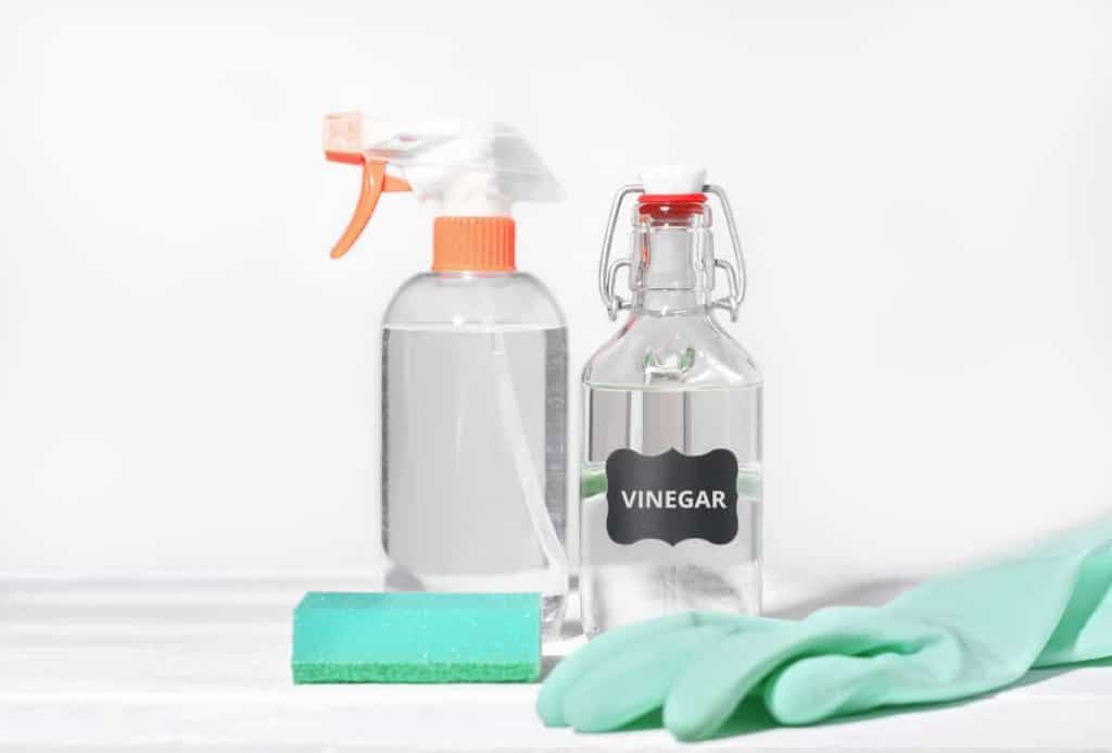 best way to clean LVP flooring, vinegar for cleaning